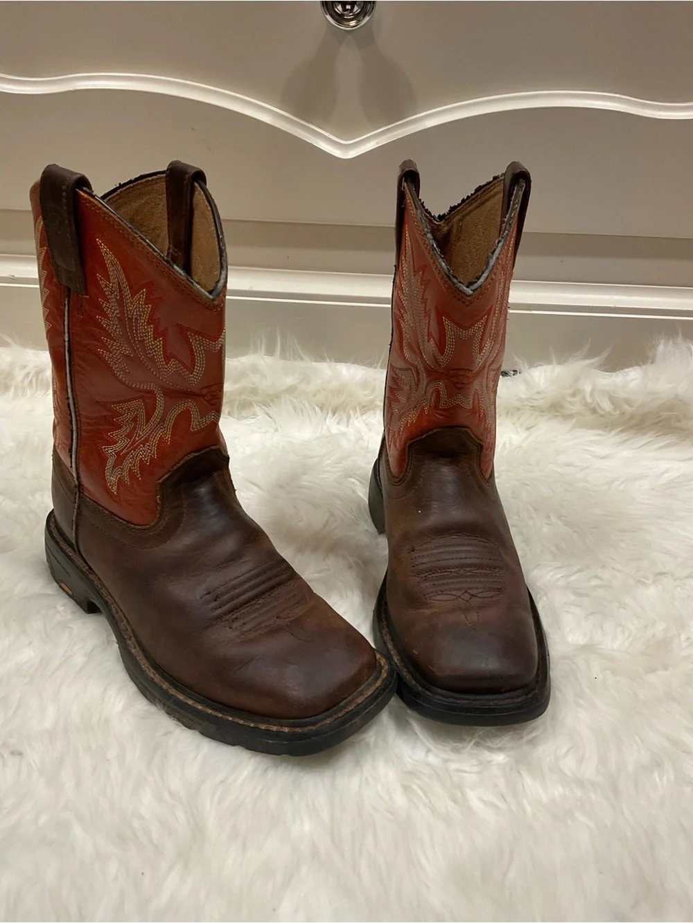 ARIAT BOYS' EARTH WORKHOG® WESTERN BOOTS - SQUARE TOE